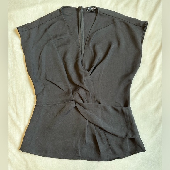 Express Top - Picture 3 of 6